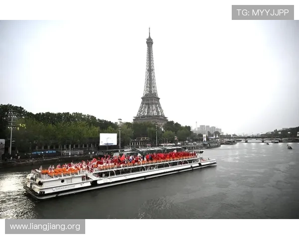 澳门巴黎人文化体验：法式建筑与艺术展览深度解析