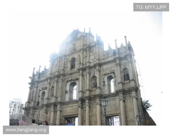 澳门凯旋登陆:探索澳门凯旋门的历史背景与文化意义